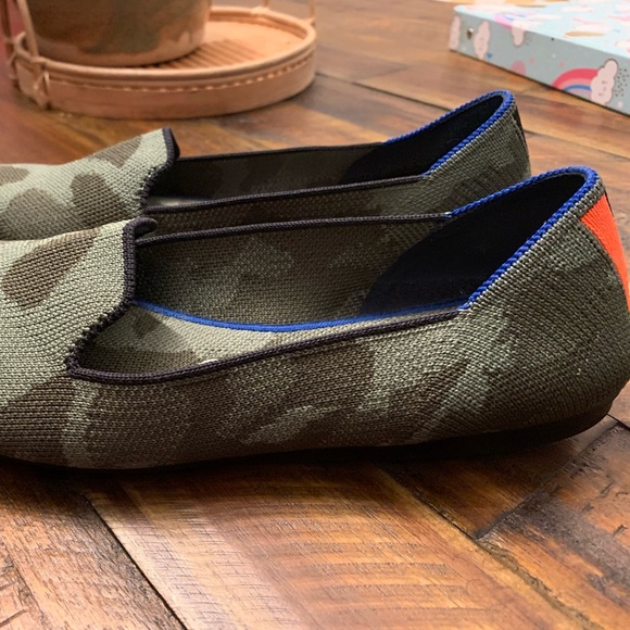 Like new! Camo ROTHYS!! - Picture 5 of 12